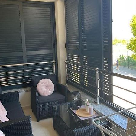 New Modern Accommodation In City Меткович Экстерьер фото